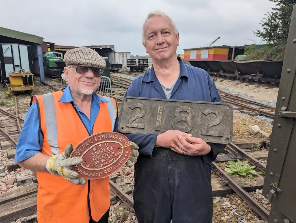 x_GRMT_Tony Tomkins and Tim Ratcliff with the original plates Large